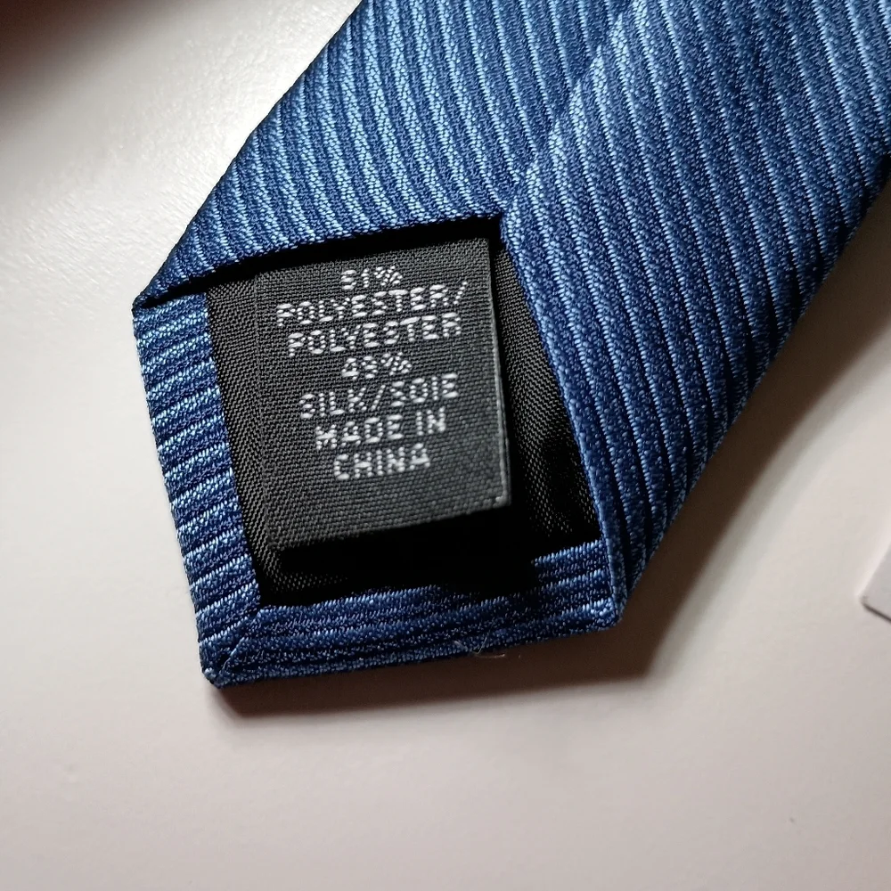 🩷 Calvin Klein Men's Tie